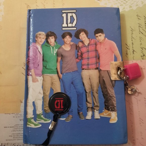 1D Other - 2012 One Direction 84 Page Locked Personal Diary